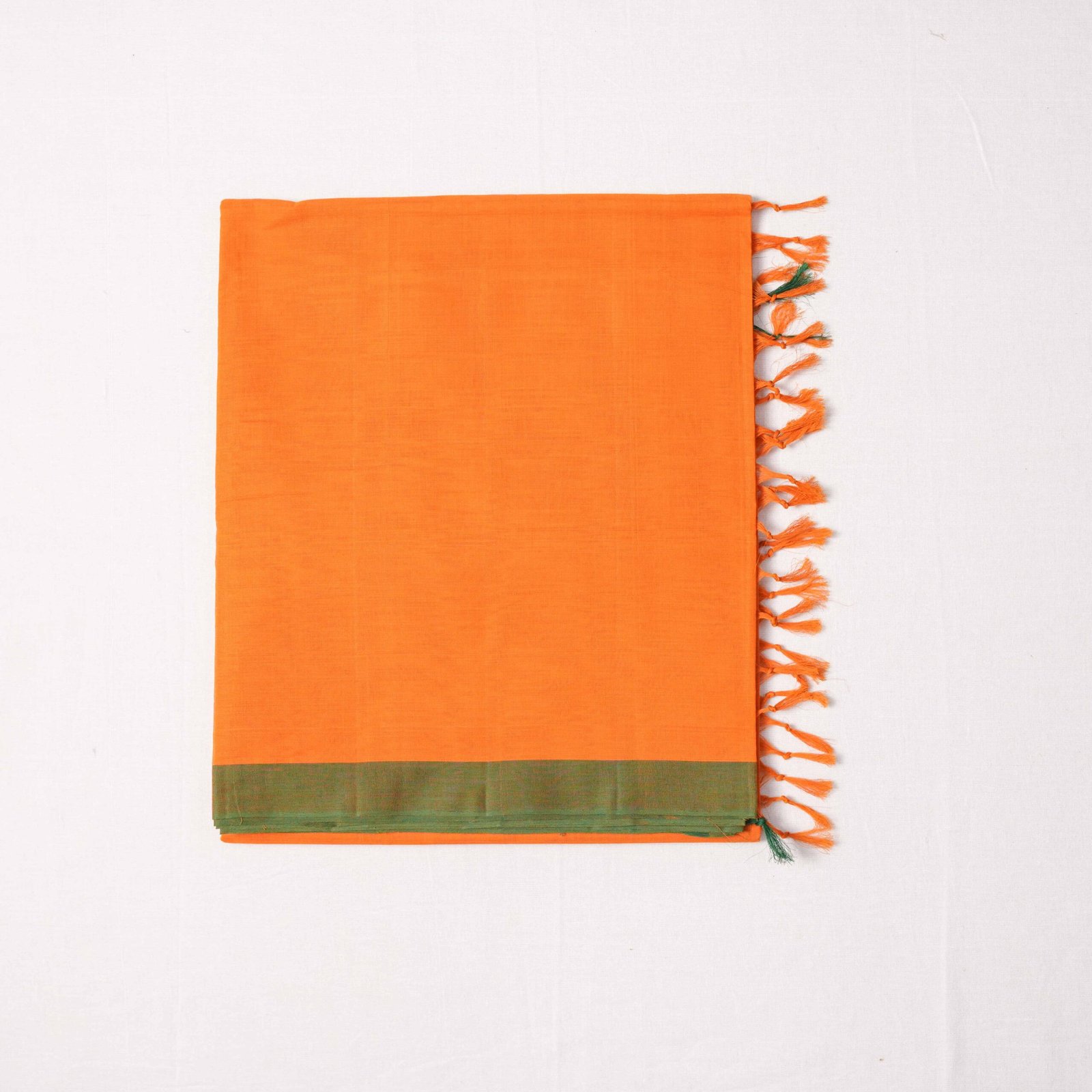 nurpu plain saree with regular tassels